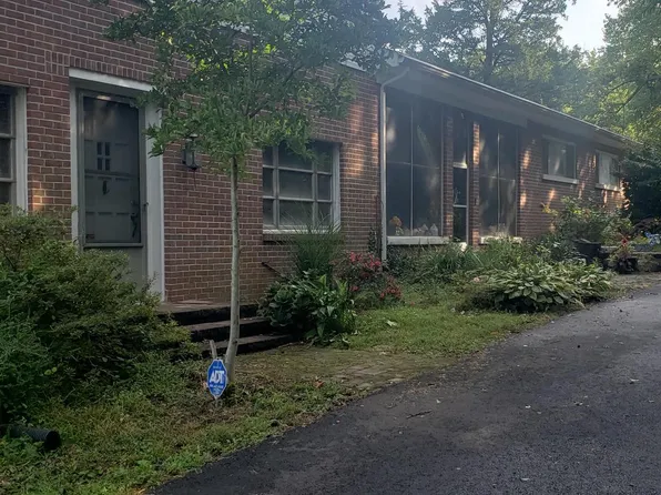 7914 Bradshaw Rd, Upper Falls, MD 21156