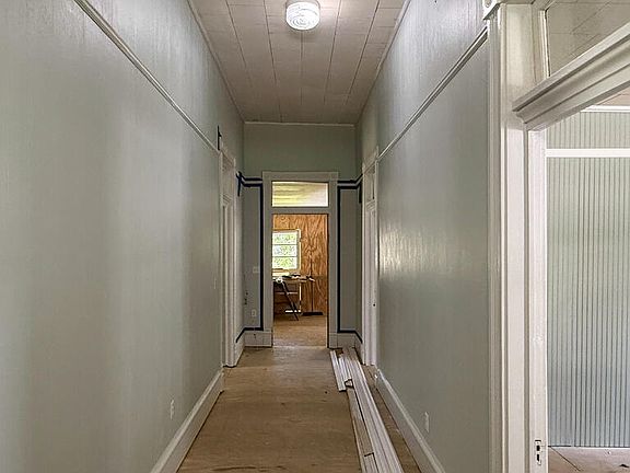 5th image of 16700 Okahoma St