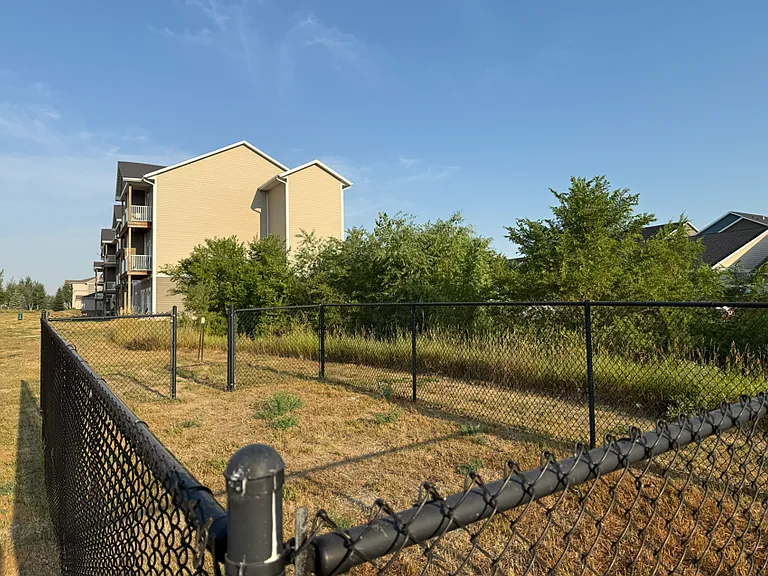 Auburn Ridge Apartments — Photo 55