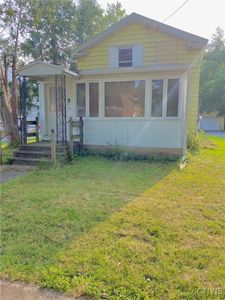 719 Oswego St, Liverpool, NY, 13088