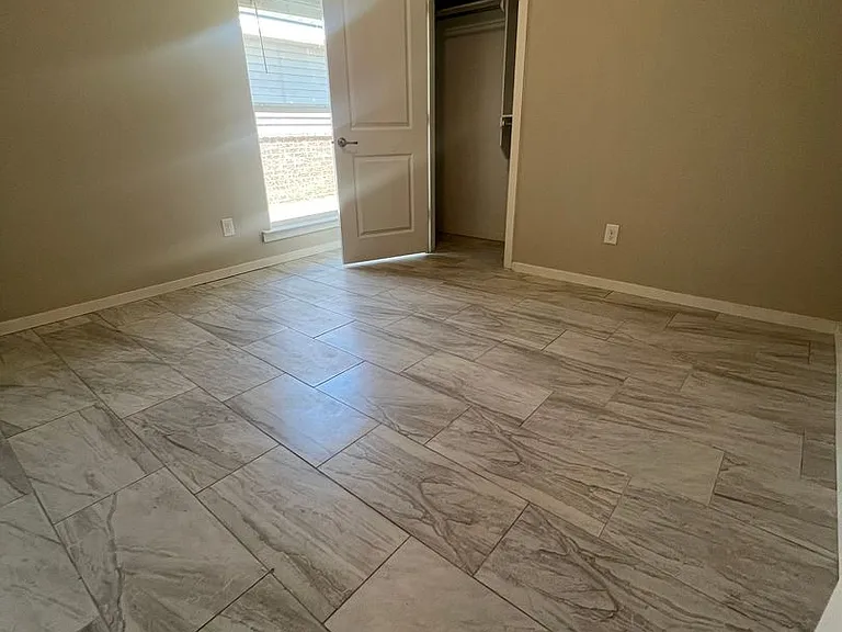 9709 Trenton Ave — Photo 8