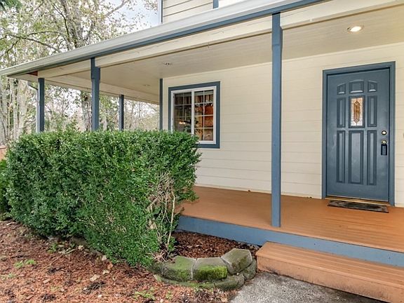 5th image of 14934 Champion Estates Dr SE