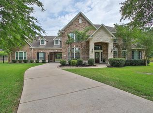 2303 Legends Peak Dr, Spring, TX 77386