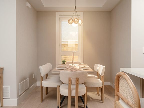 4th image of 470 W 20th Ave #1