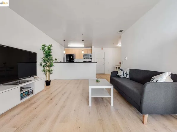 6400 Christie Ave APT 4317, Emeryville, CA 94608