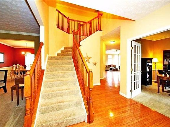 2nd image of 7800 Hunt Club Dr