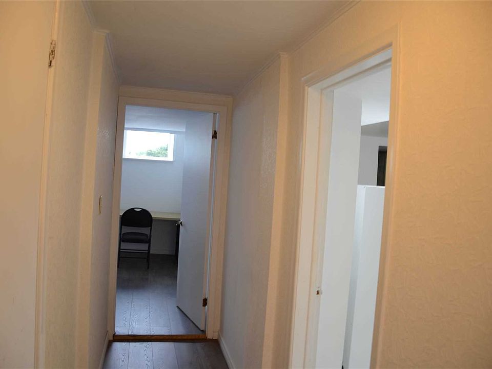 2nd image of 59 Tedford Dr E
