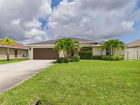 5793 NW Esau Avenue, Port St Lucie, FL 34986