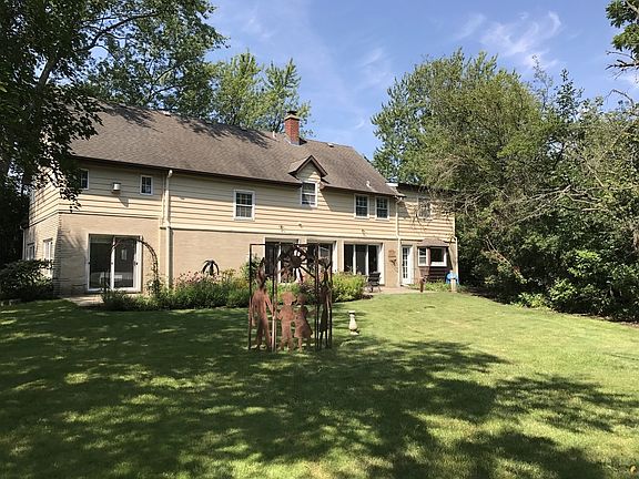 3rd image of 591 Clavey Ln