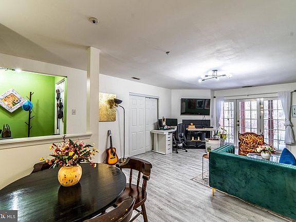 3rd image of 4914 Columbia Rd APT 3