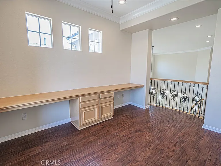 25910 Tennyson Ln — Photo 45