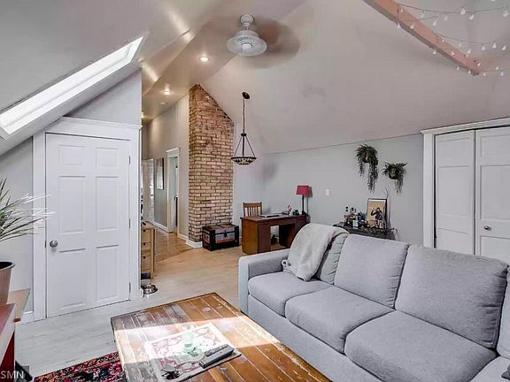 2nd image of 513 W 25th St