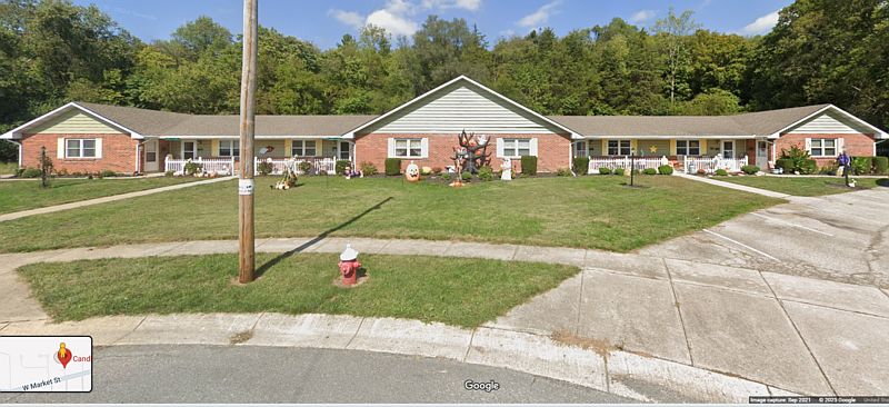 1st image of 72 Candlewood Ct