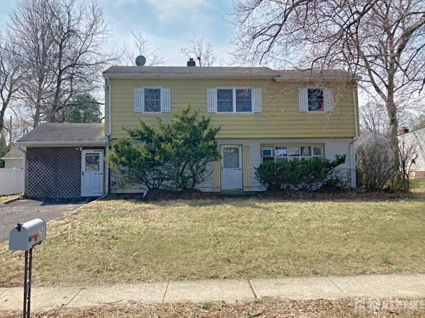 256 Garner Rd, North Brunswick, NJ 08902