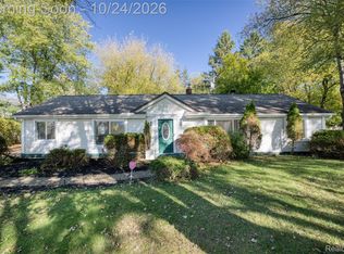 6960 Evershed Ter, West Bloomfield, MI 48323