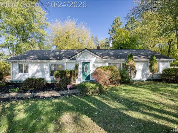 6960 Evershed Ter, West Bloomfield, MI 48323