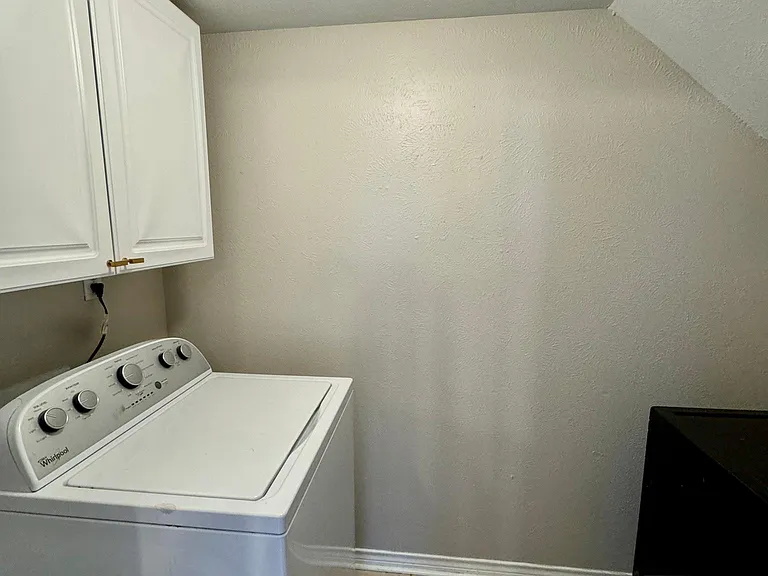 1508 Villars St — Photo 13