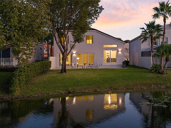 3rd image of 15811 NW 15th Ct
