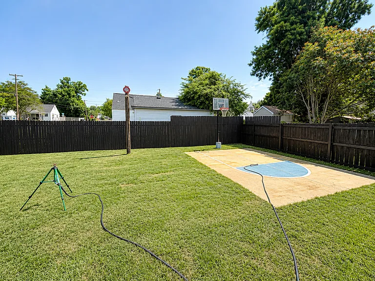 3401 Brighton St — Photo 8