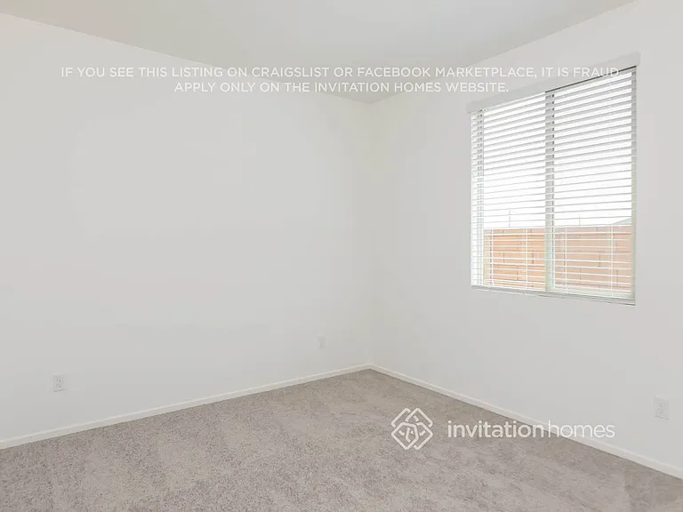 25112 Breccia Way — Photo 13