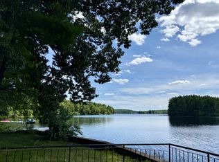 28 Deerneck Ln, Auburn, NH 03032