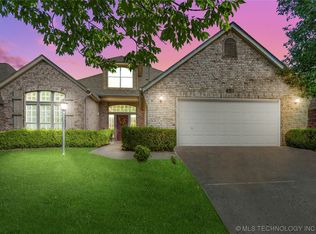 6911 E 82nd St, Tulsa, OK 74133