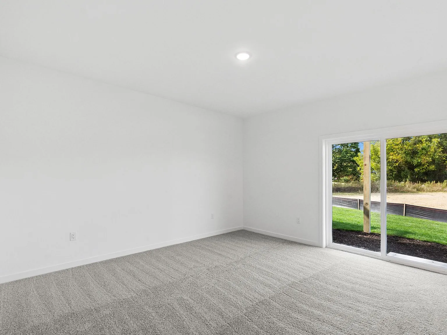 4 bed, 3.5 bath, 2090 sqft, $3,250 — Photo 4