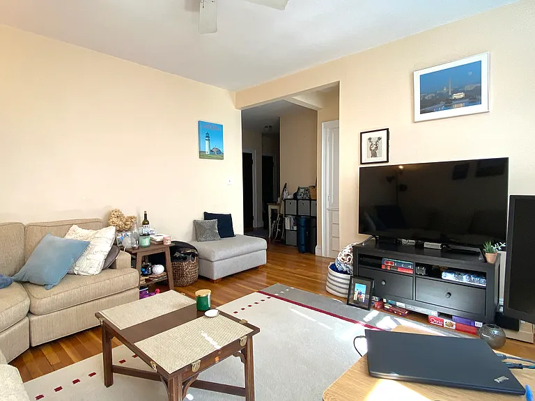 48 Strathmore Rd #26 — Photo 10