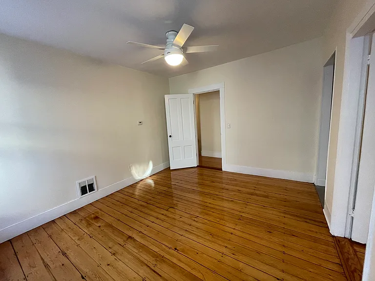 30 Wyatt St #1 — Photo 12