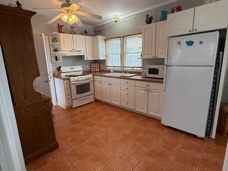 62A Inlet Dr — Photo 28