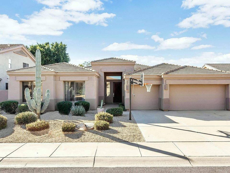 7447 E Quill Ln-print-002-8-Front Exteri