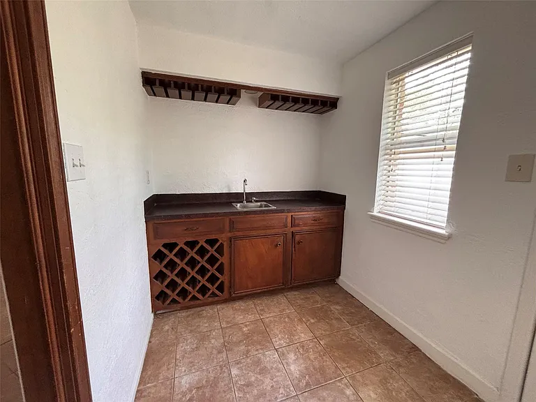 20610 Shillington Ct — Photo 9