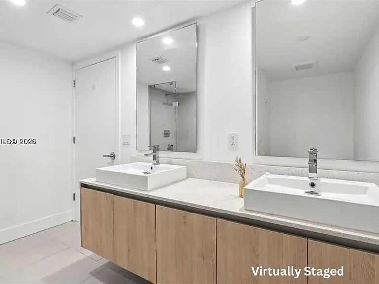 13800 Highland Dr #202 — Photo 13