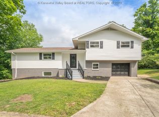 5435 Longview Dr, Charleston, WV 25313