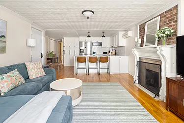 275 De Graw Street, #A