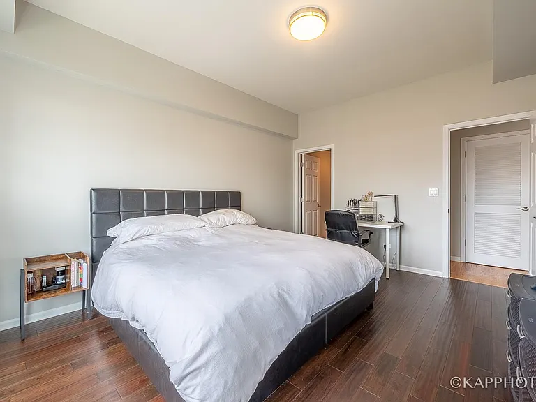 657 W Fulton St #609 — Photo 17