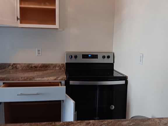 New flat surface stove top range