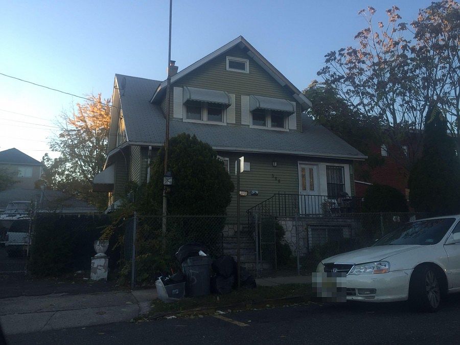 2nd image of 356 E 19th St