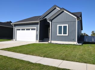 1606 Armory Dr, Columbus, NE 68601
