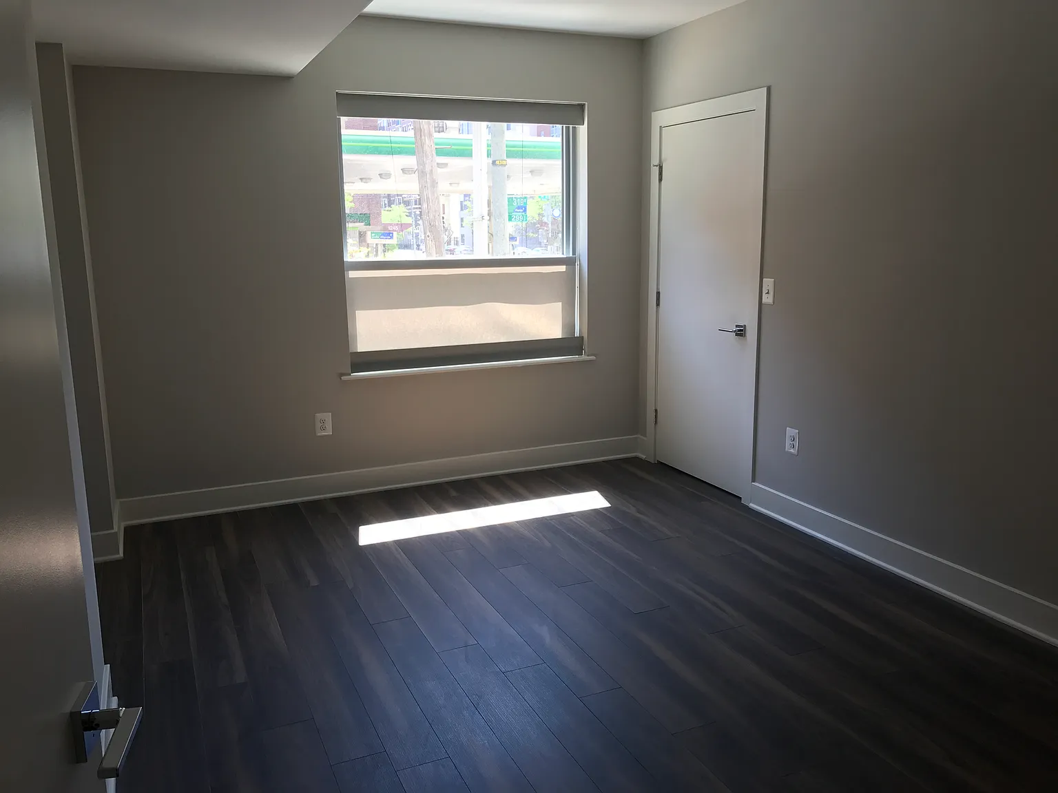 1 bed, 775 sqft, $3,500 — Photo 2