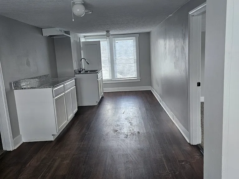 1210 Longfield Ave #1 — Photo 7