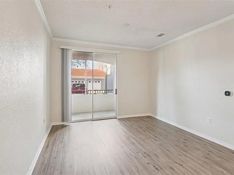 18001 Richmond Place Dr #1213 — Photo 9