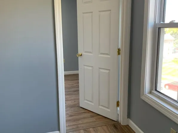 454 Colchester Ave #4, Burlington, VT 05401