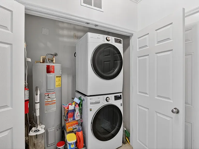 1185 SW 9th Rd #212 — Photo 9