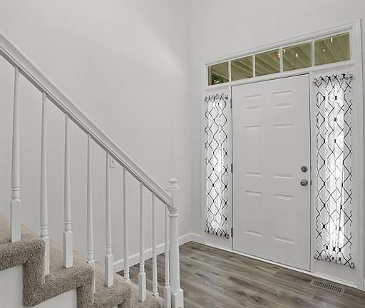 4th image of 200 Nicole Ct