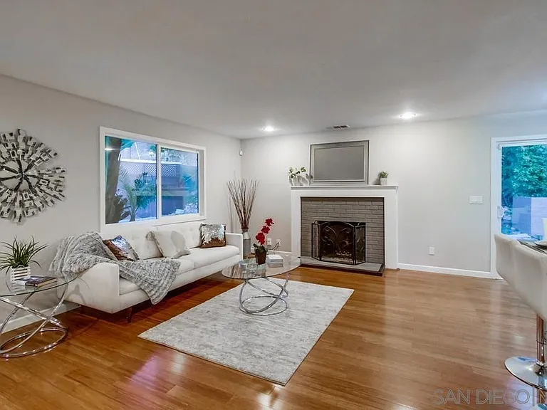 4945 Tierra Baja Way — Photo 8