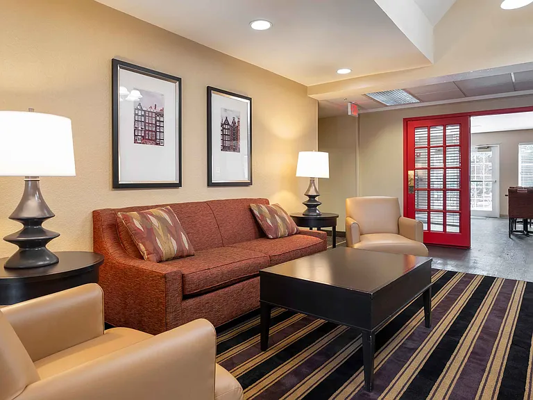 Lobby and Guest Check-in