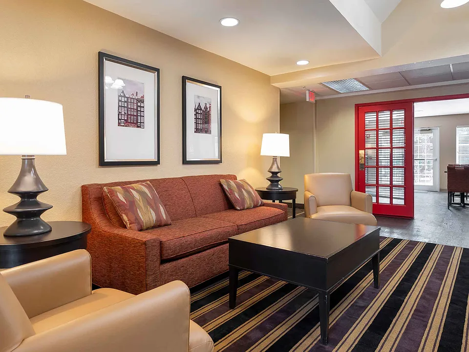 Lobby and Guest Check-in