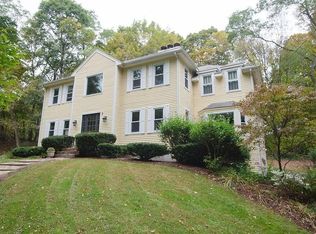 3 Packard Ln, Chelmsford, MA 01824