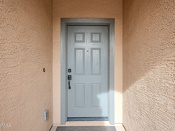 3rd image of 4110 W WINSLOW Way